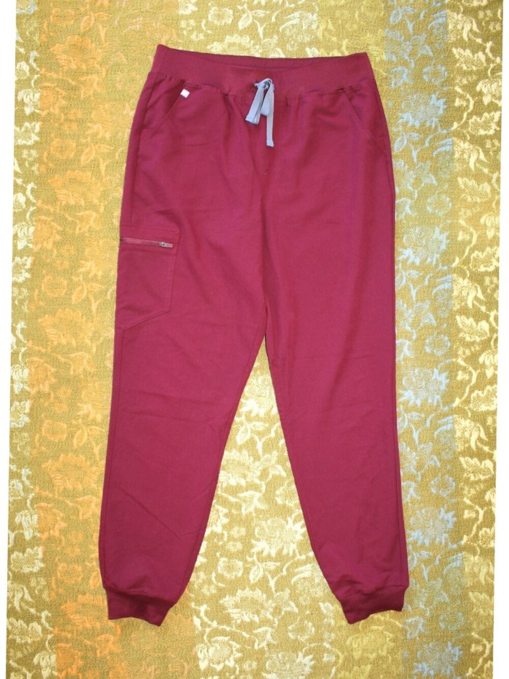 Figs Zamora Jogger Women's Scrub Pant Size L/T Burgundy Medical Work Casual